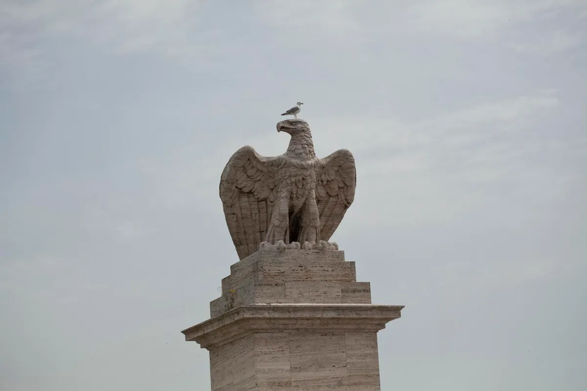 Puntale con aquila - Fotografia di Enrico Fantoni